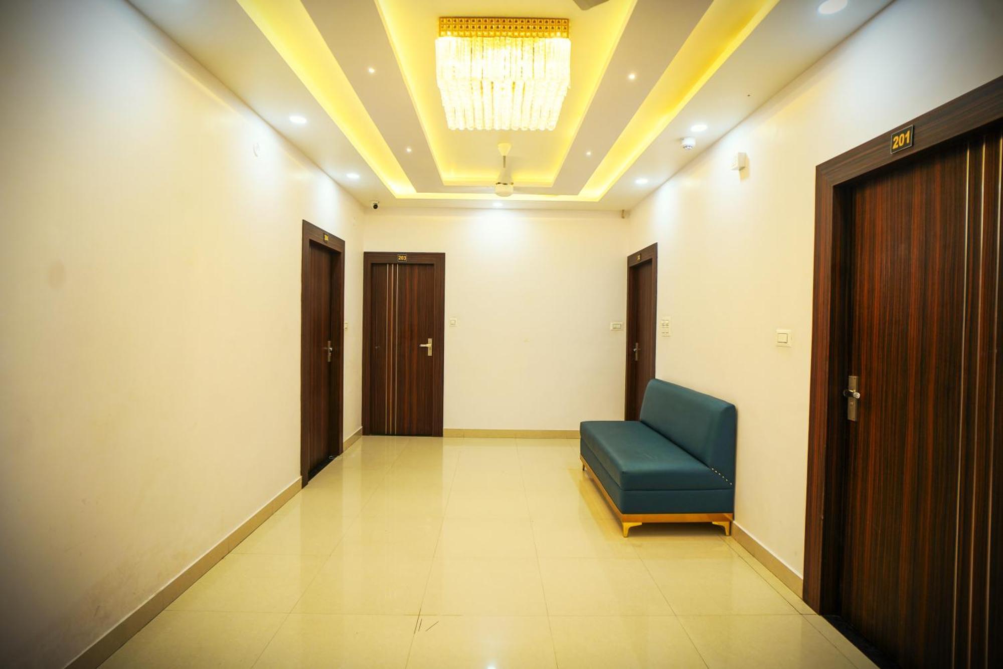 Hotel Rama 戈勒克布尔 外观 照片