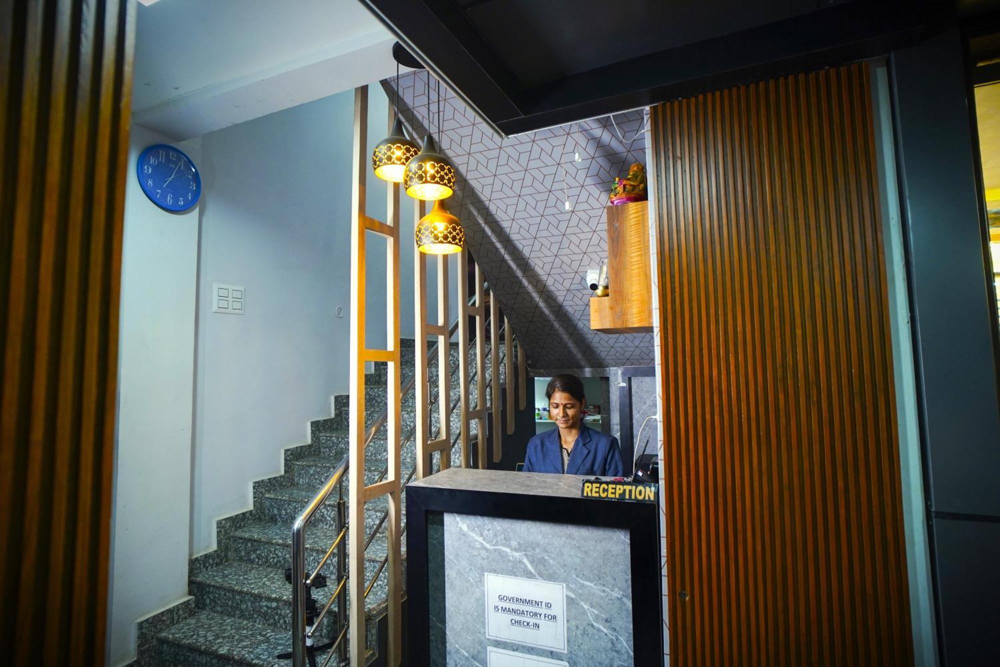 Hotel Rama 戈勒克布尔 外观 照片