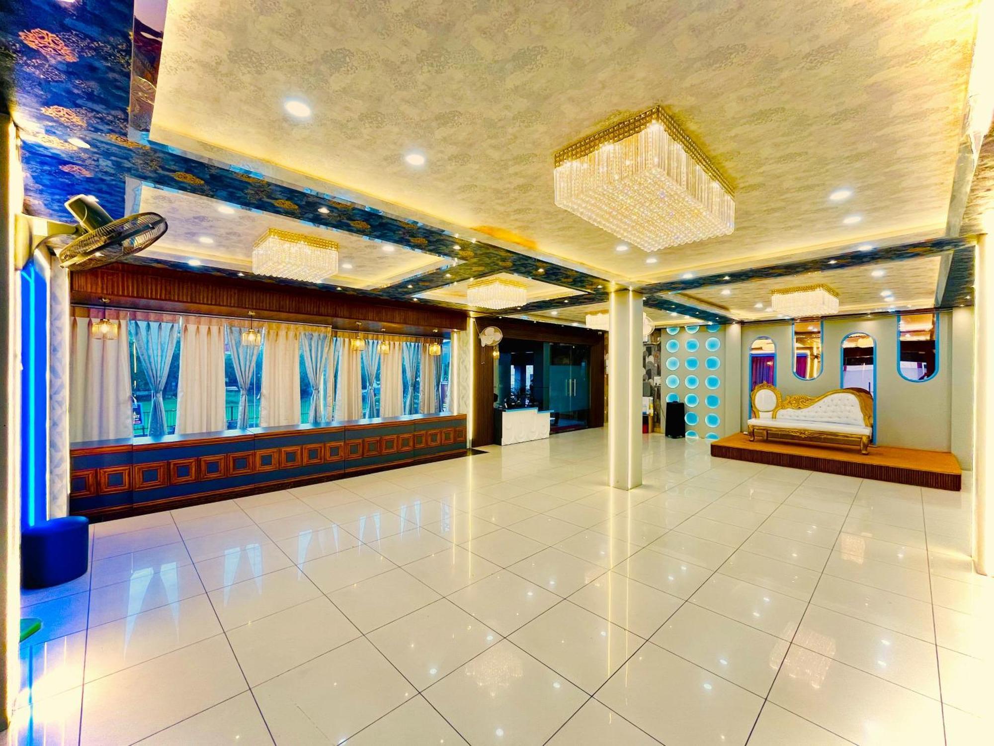 Hotel Rama 戈勒克布尔 外观 照片