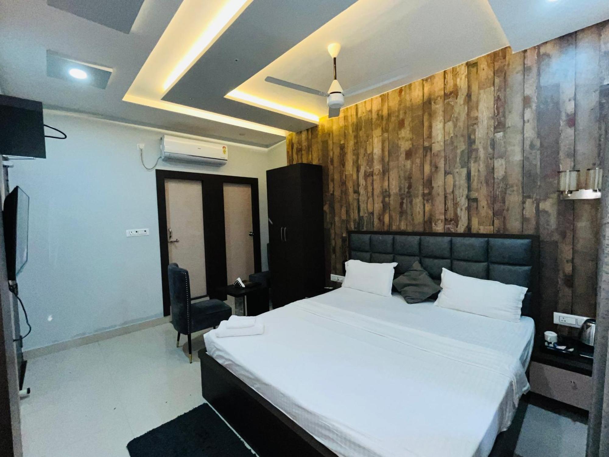 Hotel Rama 戈勒克布尔 外观 照片