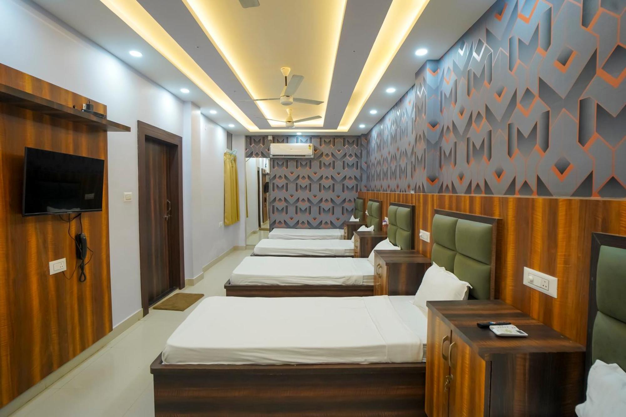 Hotel Rama 戈勒克布尔 外观 照片