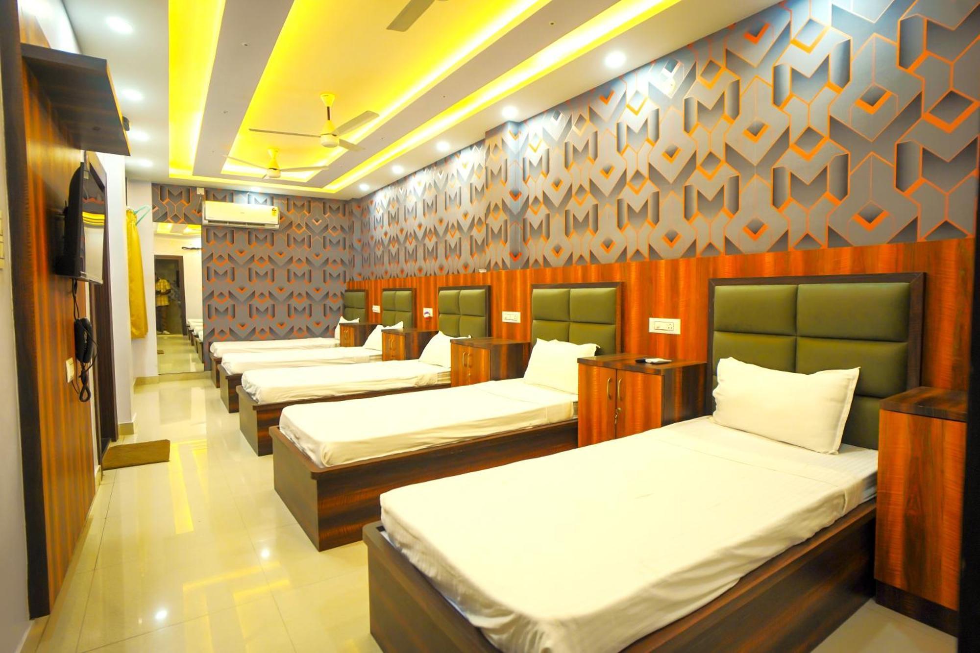 Hotel Rama 戈勒克布尔 外观 照片