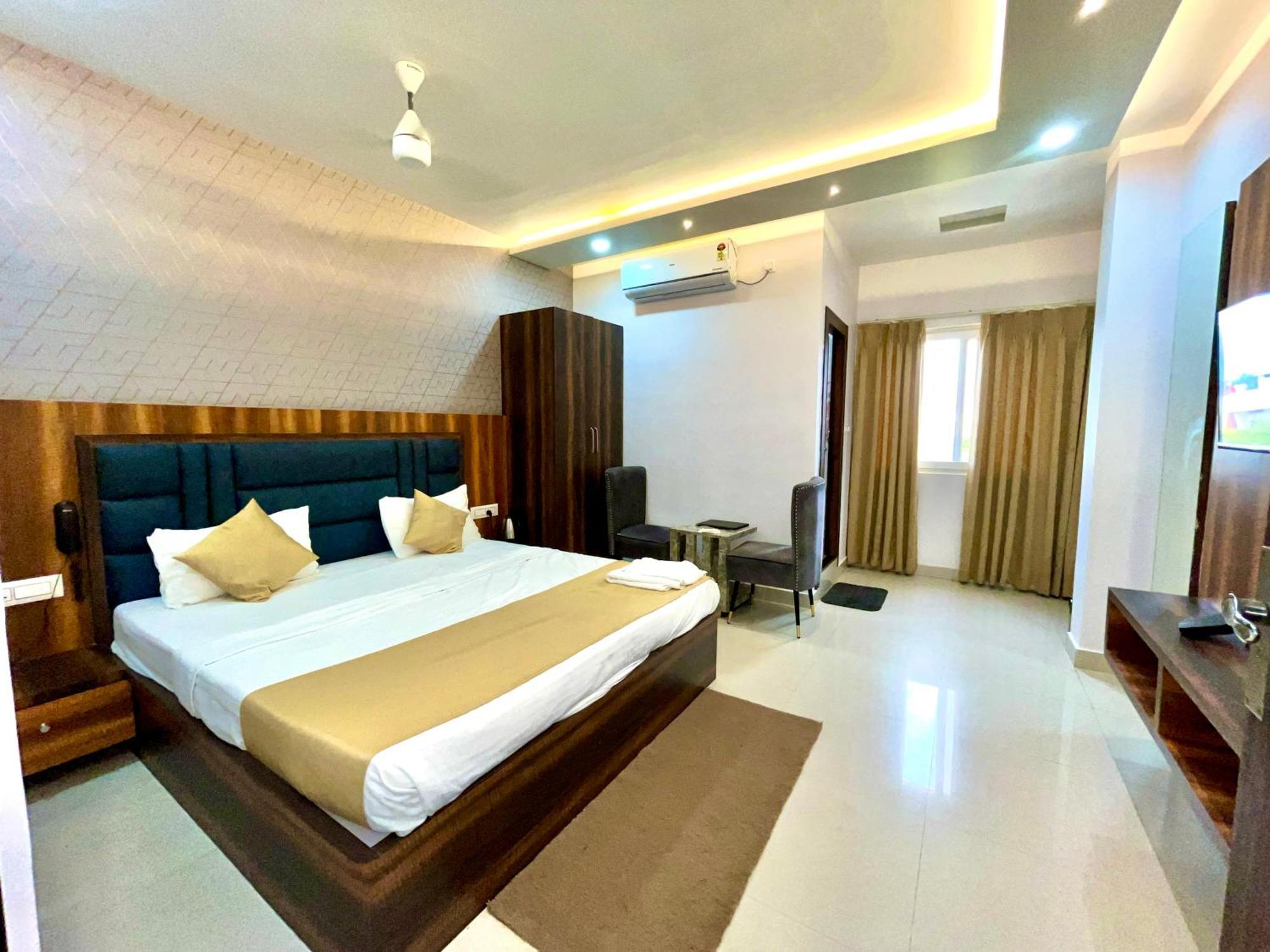Hotel Rama 戈勒克布尔 外观 照片