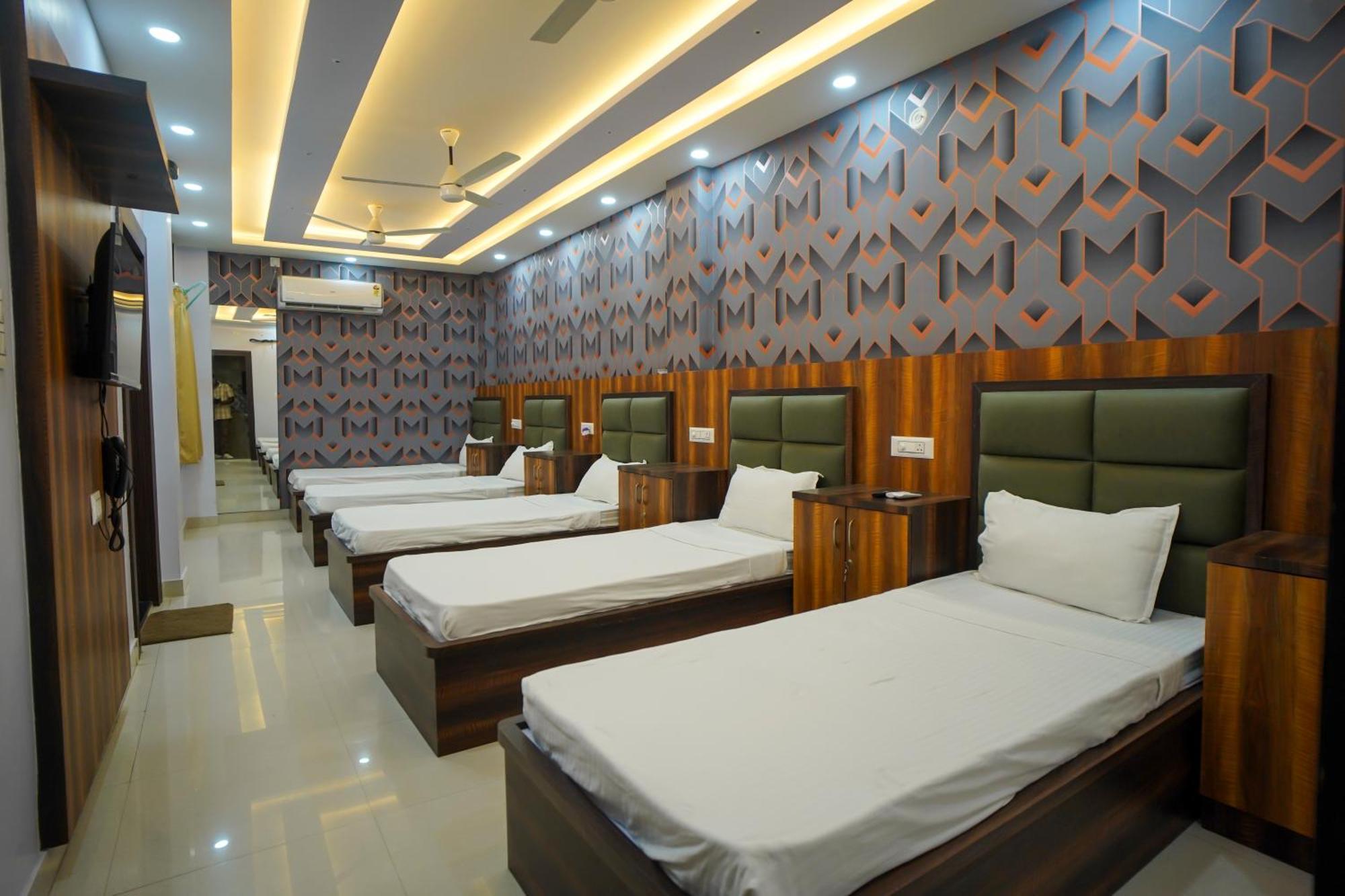 Hotel Rama 戈勒克布尔 外观 照片